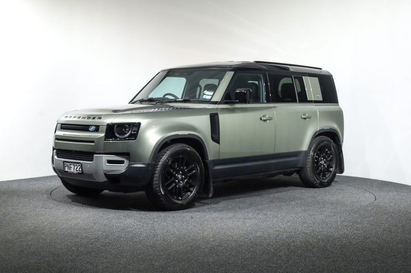 2022 Land Rover Defender 110 D240 SE, 4WD, 2 YE... image 3