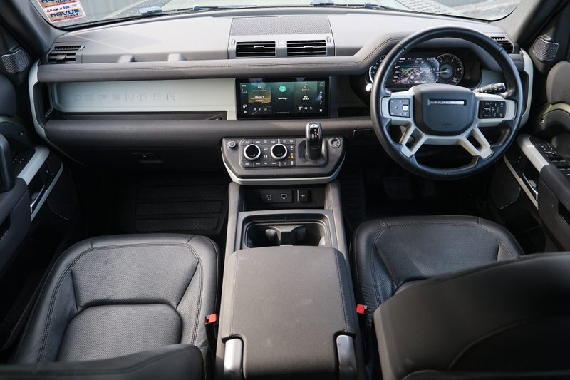 2022 Land Rover Defender 110 D240 SE image 5