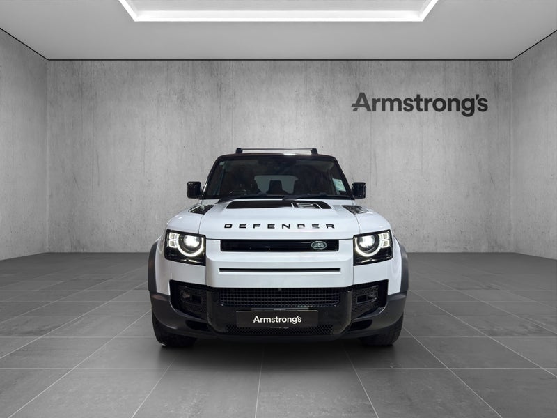2022 Land Rover Defender 110 D300 SE 3.0DT image 4