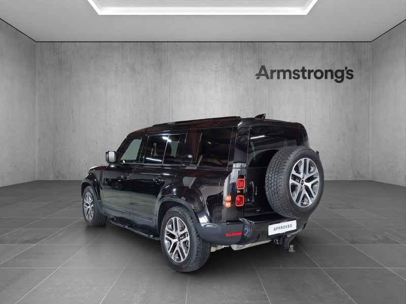 2022 Land Rover Defender 110 D300 SE 3.0DT image 3