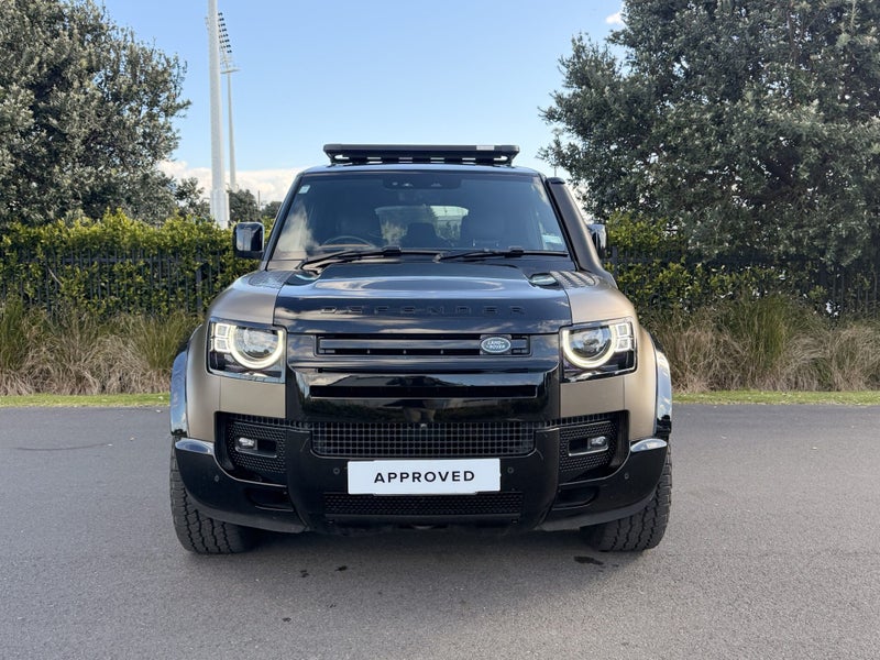 2022 Land Rover Defender 110 P400 X image 2