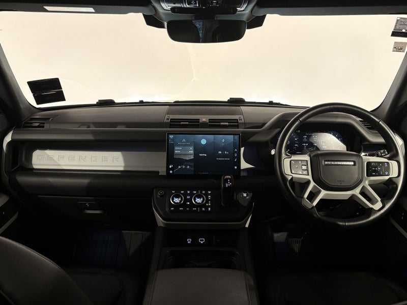 2022 Land Rover Defender 110 P400e HSE, PLUG IN... image 4