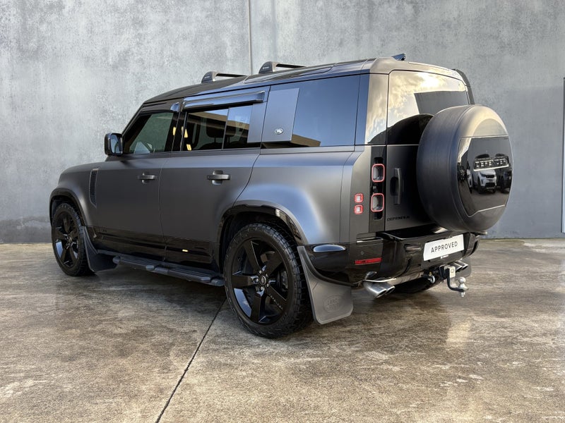 2022 Land Rover Defender 110 V8 image 2