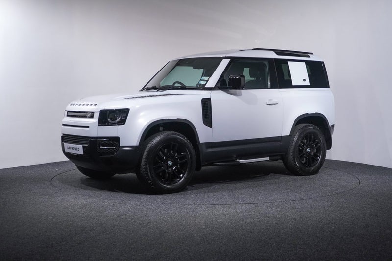 2022 Land Rover Defender 90 D240 SE, 4WD, 3.5T... image 2