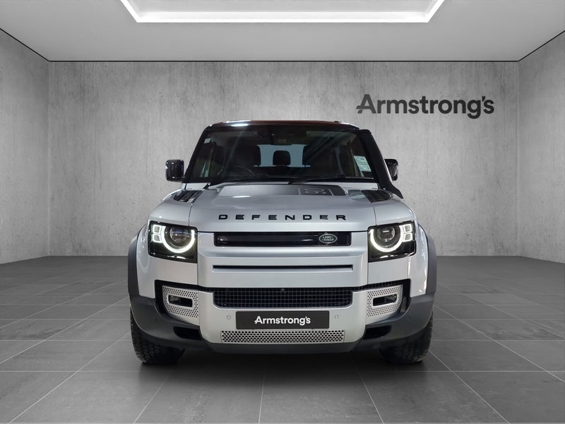 2022 Land Rover Defender 90 D300 SE 3.0DT 4Wd image 4
