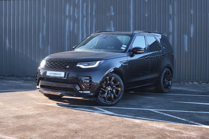 2022 Land Rover Discovery D250 R-Dynamic SE image 2