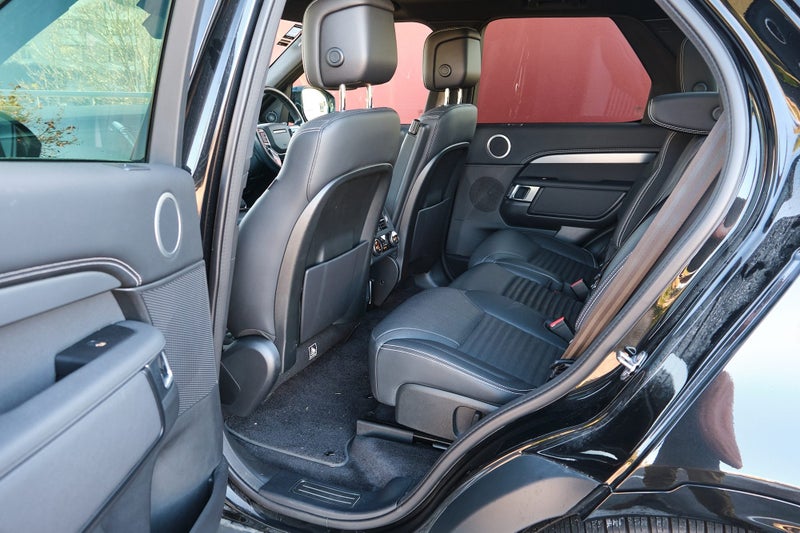 2022 Land Rover Discovery D250 R-Dynamic SE image 4
