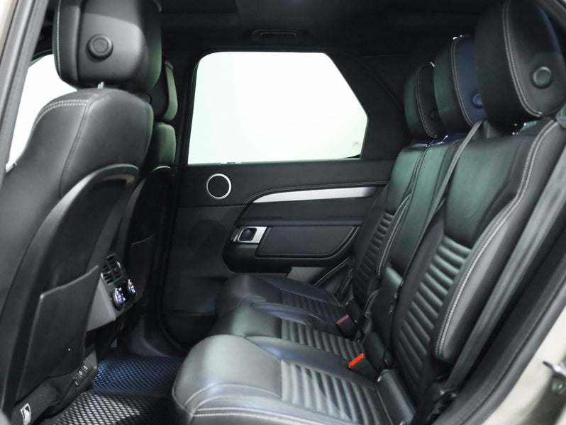 2022 Land Rover Discovery D250 R-Dynamic Se image 5
