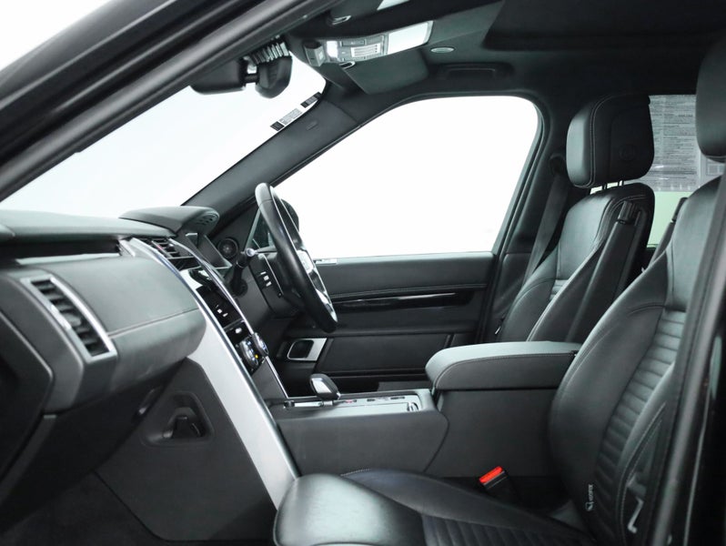 2022 Land Rover Discovery D250 R-Dynamic Se image 3