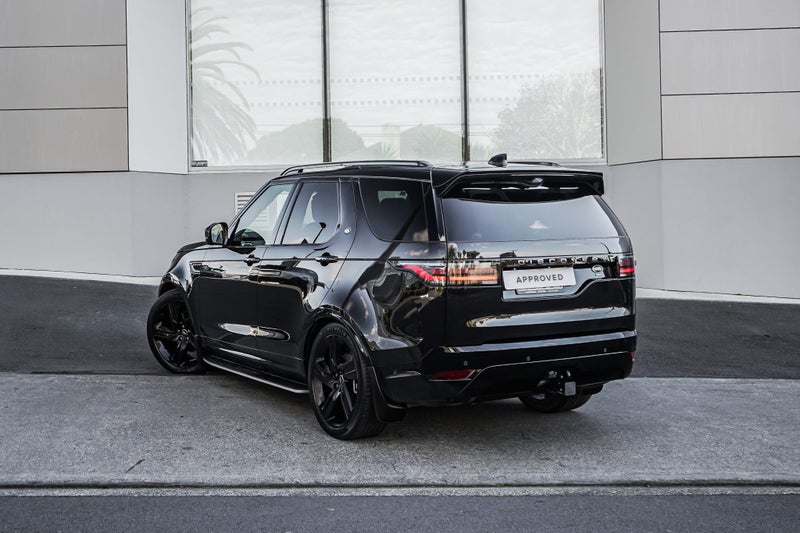 2022 Land Rover Discovery D300 R-Dynamic HSE image 2
