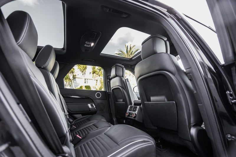 2022 Land Rover Discovery D300 R-Dynamic HSE image 5