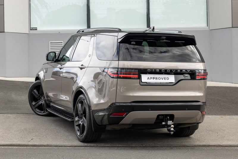 2022 Land Rover Discovery D300 R-Dynamic HSE image 2