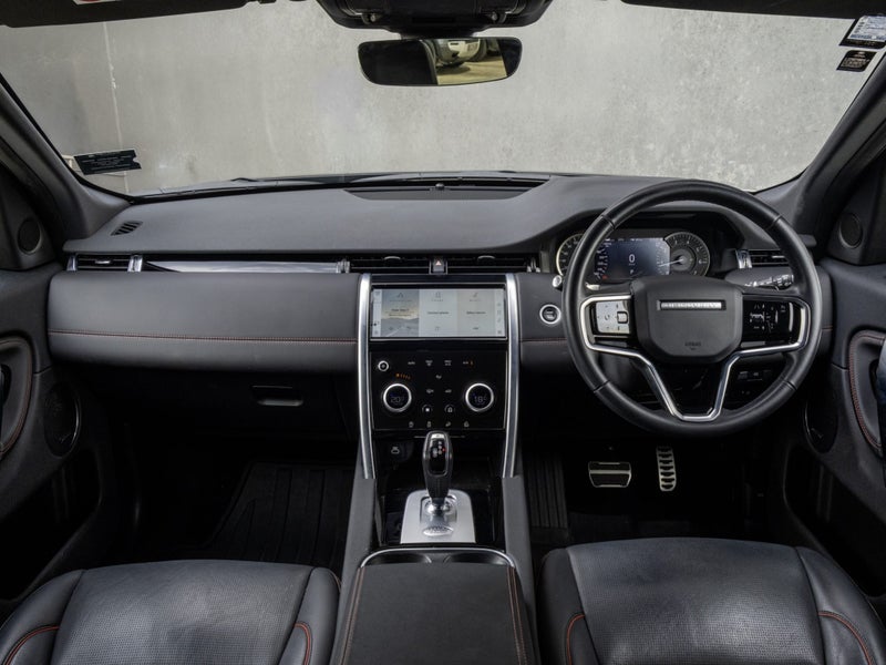 2022 Land Rover Discovery Sport P250 R-Dynamic... image 4