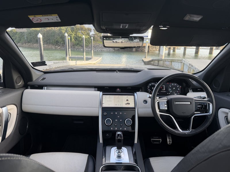 2022 Land Rover Discovery Sport P250 R-DYNAMIC SE image 5