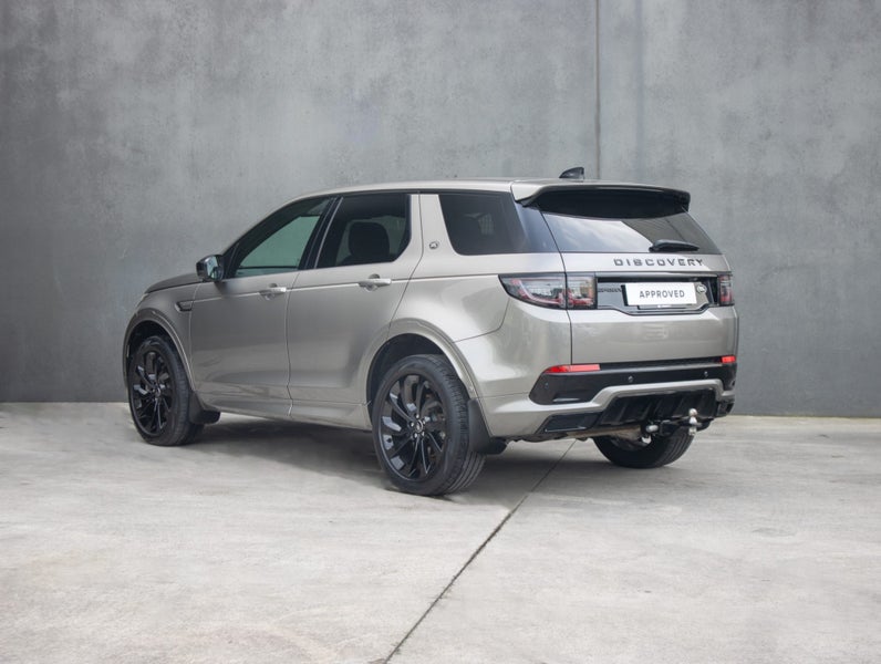 2022 Land Rover Discovery Sport P250 R-Dynamic SE image 2