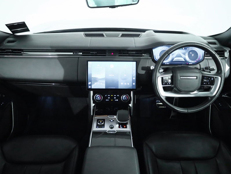 2022 Land Rover Range Rover D350 HSE sWB, 4WD,... image 4