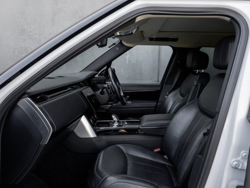 2022 Land Rover Range Rover D350 HSE SWB image 3