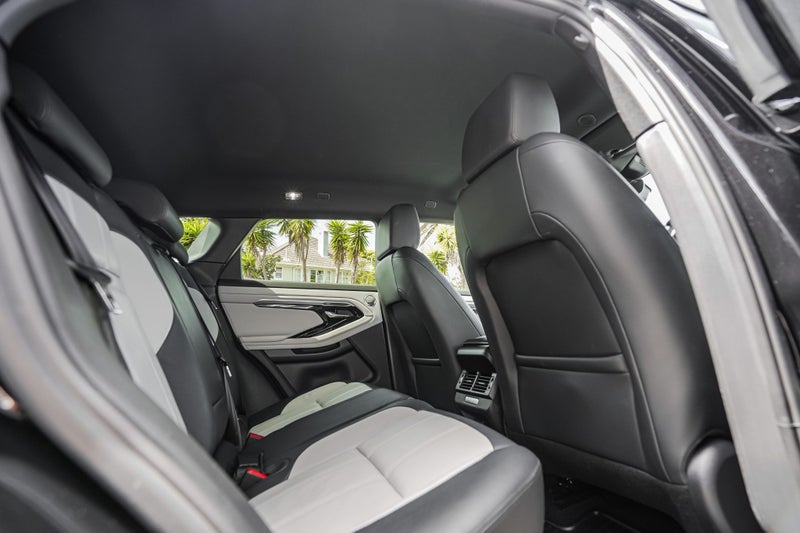 2022 Land Rover Range Rover Evoque P200 R-Dynam... image 5