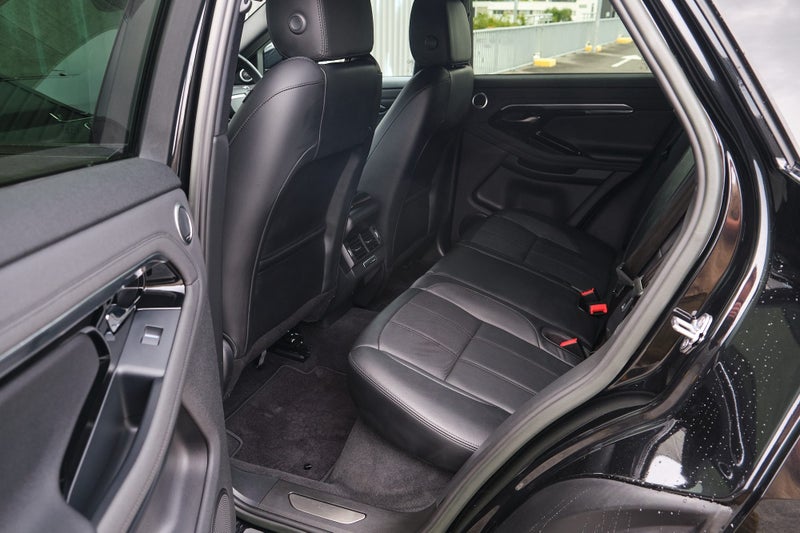 2022 Land Rover Range Rover Evoque P300e R-Dyna... image 4