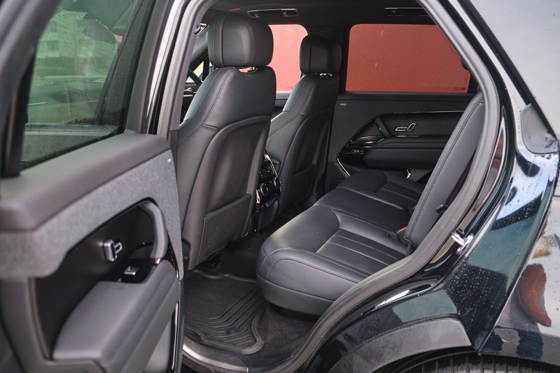 2022 Land Rover Range Rover Sport D350 HSE Dynamic image 3