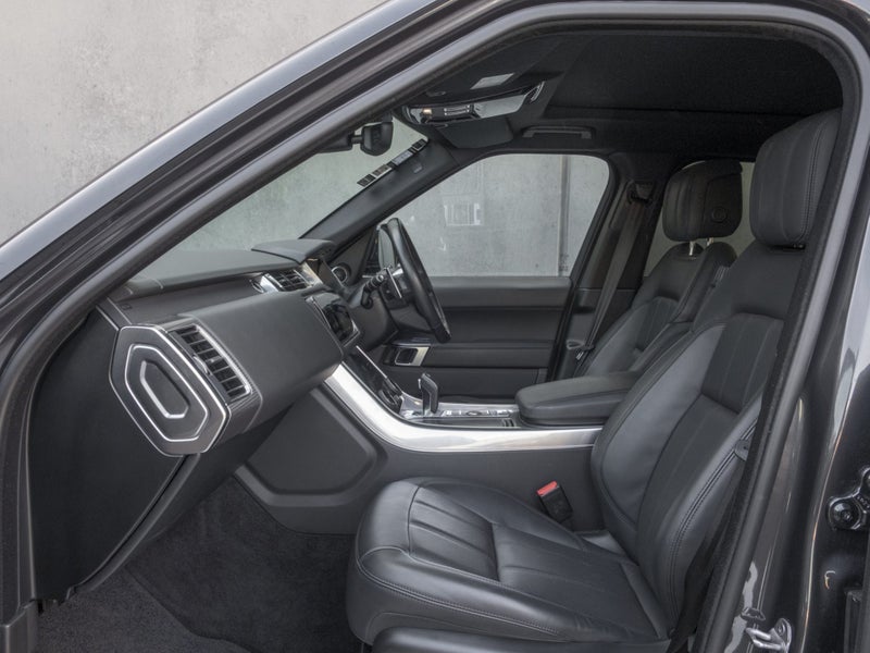 2022 Land Rover Range Rover Sport Obsidian Edition image 3