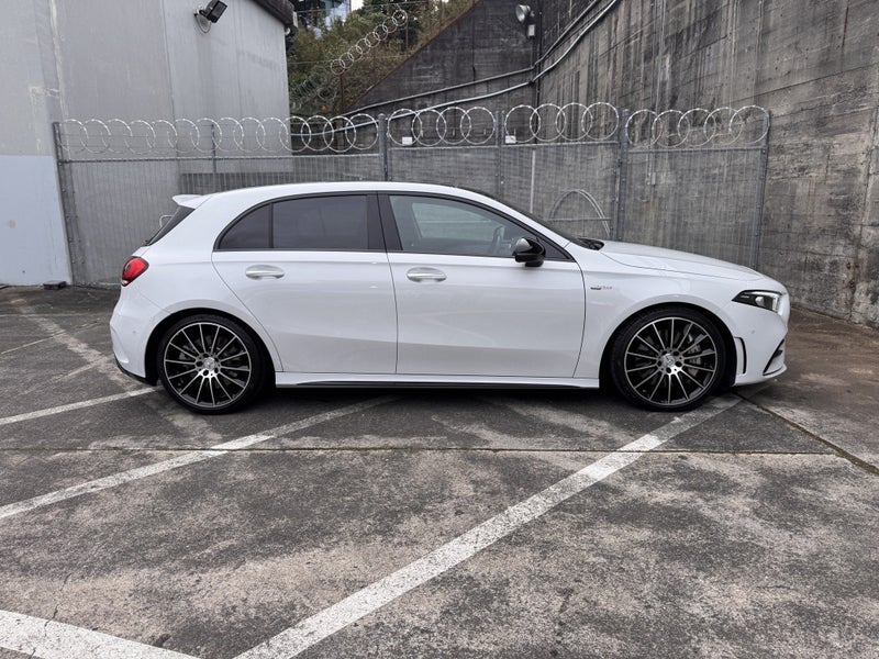 2022 Mercedes-Benz A 35 AMG 4M 2.0P/4WD image 2