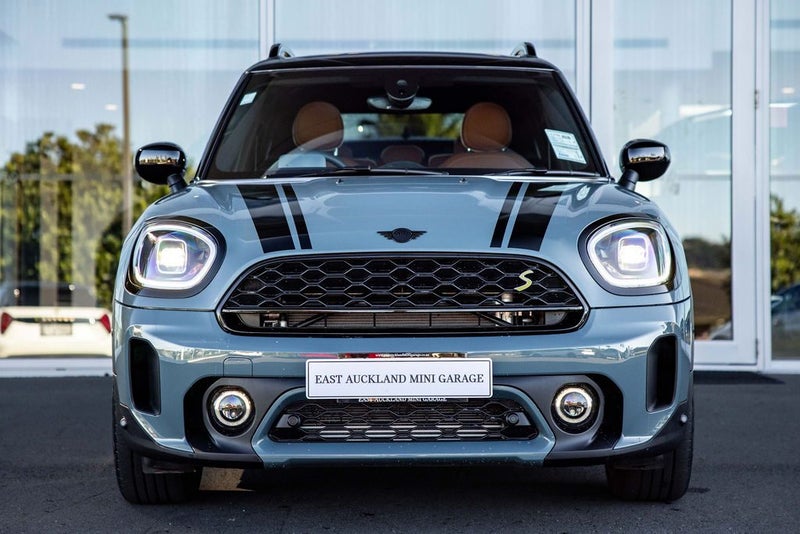 2022 MINI Countryman PHEV Plug-in Hybrid Yours[... image 2