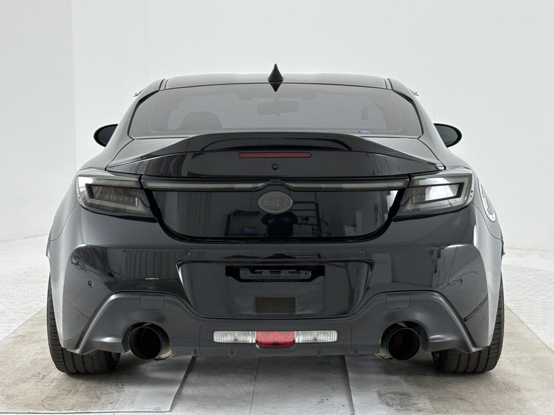 2022 Toyota 86 RZ 2.4L Coupe 6AT image 3