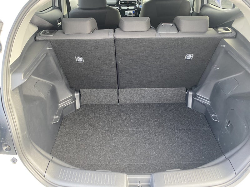 2022 Toyota Aqua 1.5 Hybrid G 5 Dr Hatch CVT 2W... image 4