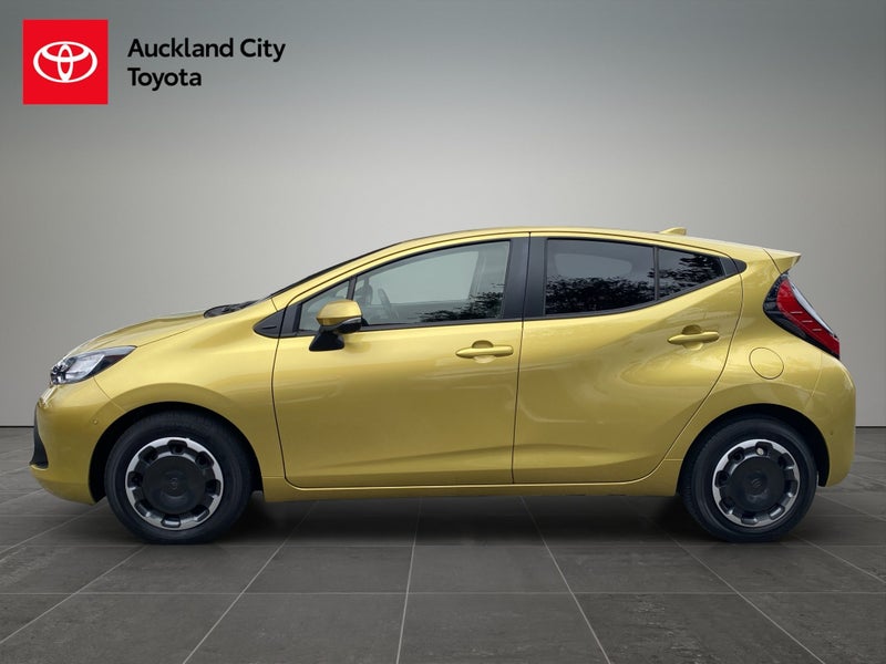 2022 Toyota Aqua 1.5 Hybrid X 5 Dr Hatch CVT 2WD image 4