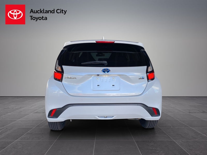 2022 Toyota Aqua 1.5 Hybrid X 5 Dr Hatch CVT 2WD image 4
