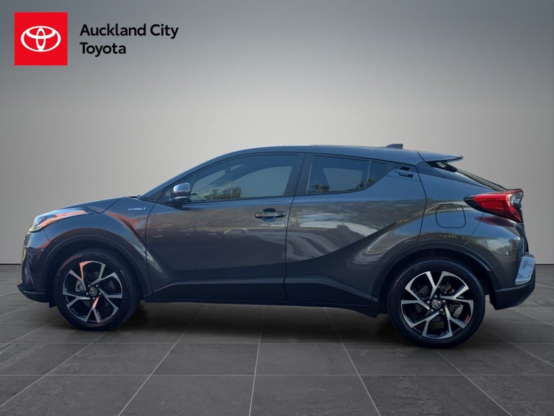 2022 Toyota C-HR 1.8P HV ECVT FWD SUV image 4