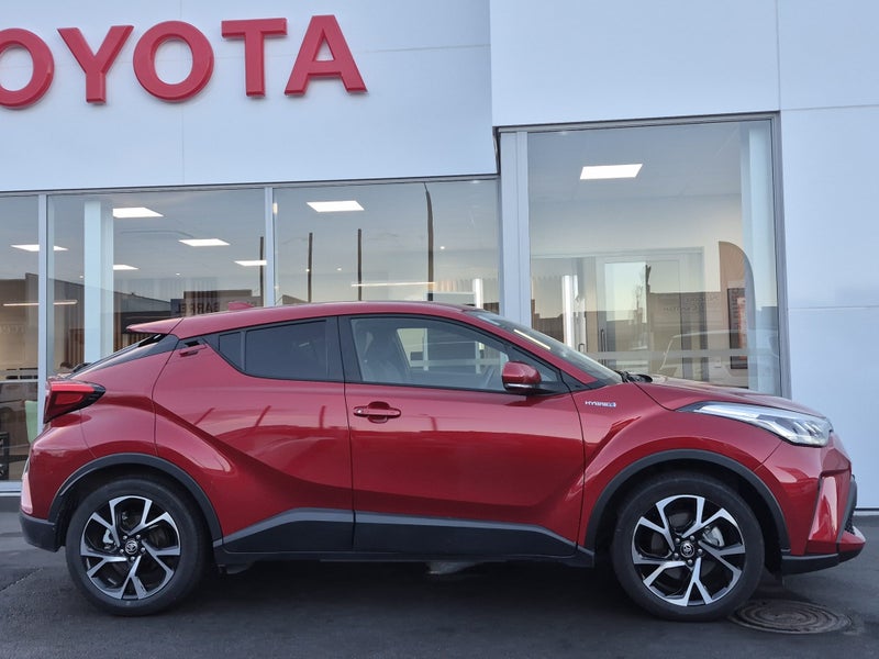 2022 Toyota C-HR 1.8P HYBRID S image 2