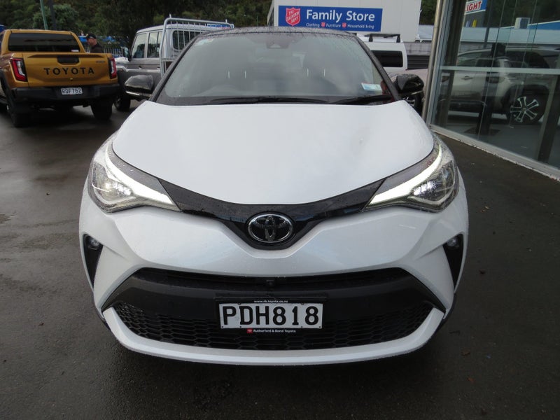 2022 Toyota C-HR Limited 1.2PT CVT AWD SUV/5D/5S image 3