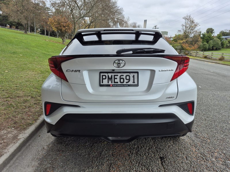 2022 Toyota C-HR Limited 1.2PT CVT AWD SUV/5D/5S image 5