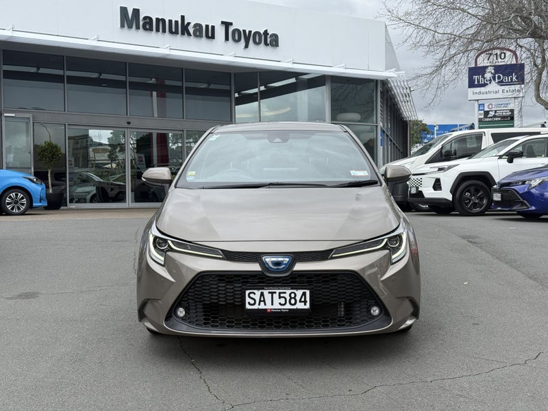 2022 Toyota Corolla 1.8 HV WxB 50 Million Edition image 3