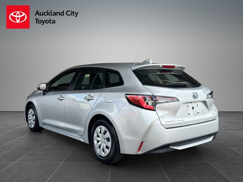 2022 Toyota Corolla 1.8 Hybrid G-X 5 Dr Wagon C... image 5