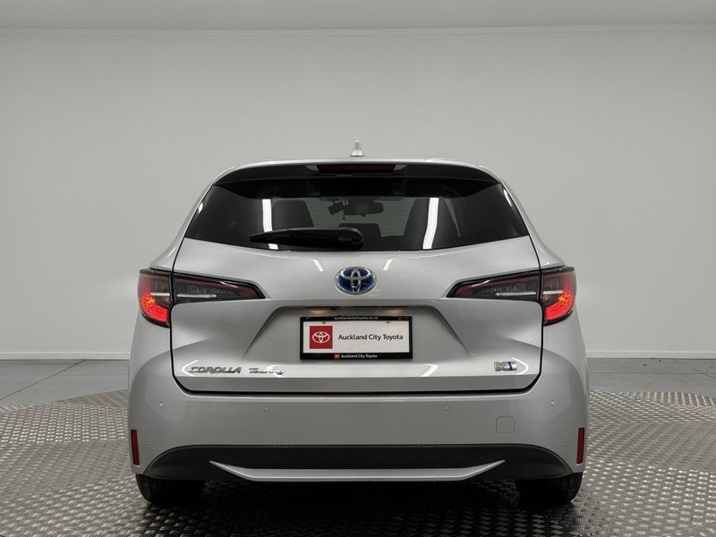 2022 Toyota Corolla 1.8 Hybrid S Touring image 4