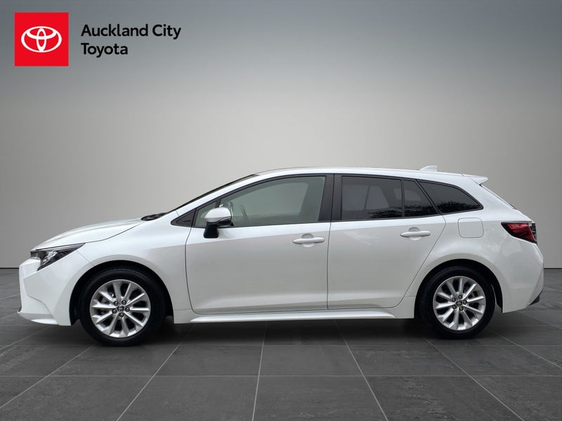 2022 Toyota Corolla 1.8 Hybrid S Touring 5 Dr W... image 4