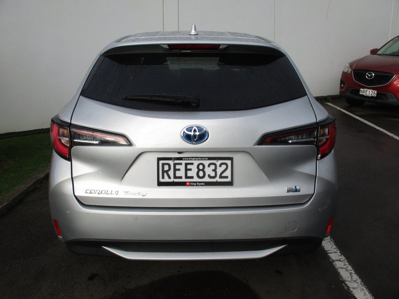 2022 Toyota Corolla 1.8 Hybrid S Touring + Warr... image 3