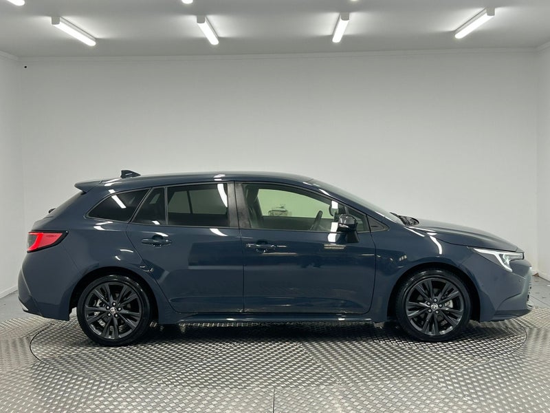 2022 Toyota Corolla 1.8 Hybrid Wagon image 2