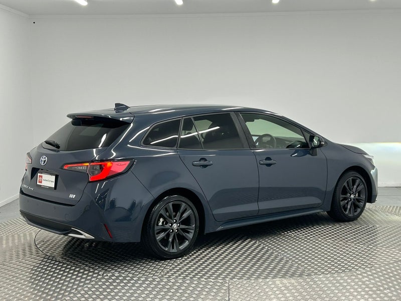 2022 Toyota Corolla 1.8 Hybrid Wagon image 3
