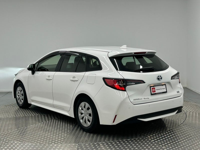 2022 Toyota Corolla 1.8 Hybrid Wagon image 5