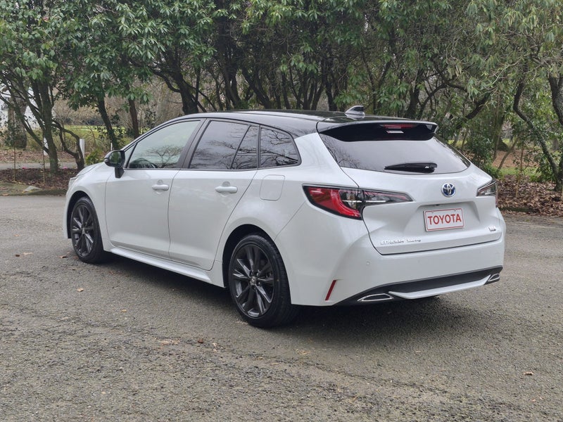 2022 Toyota Corolla 1.8 Hybrid WxB 5 Dr Wagon CVT image 5