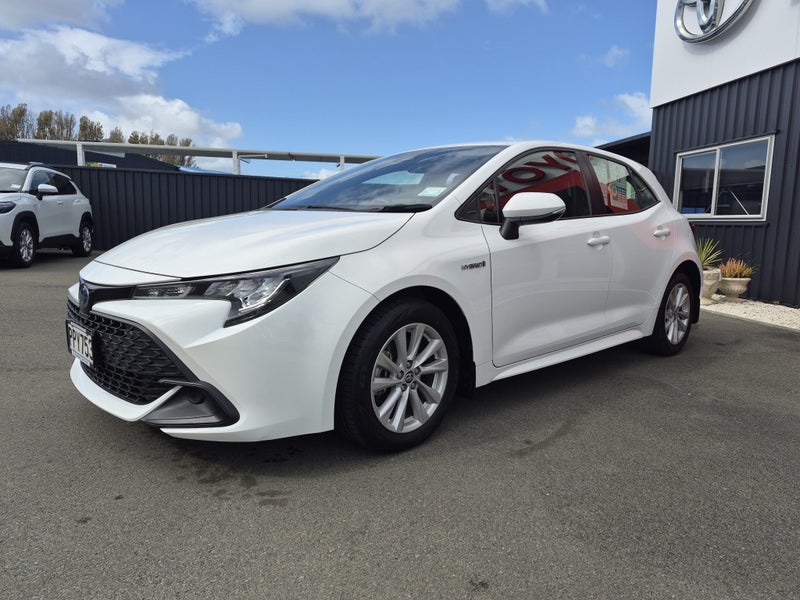 2022 Toyota Corolla 2022 GX 1.8P Hybrid FWD Aut... image 5