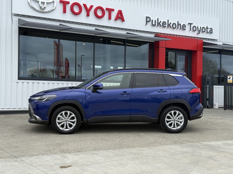 2022 Toyota Corolla Cross 1.8 Hybrid S SUV image 4