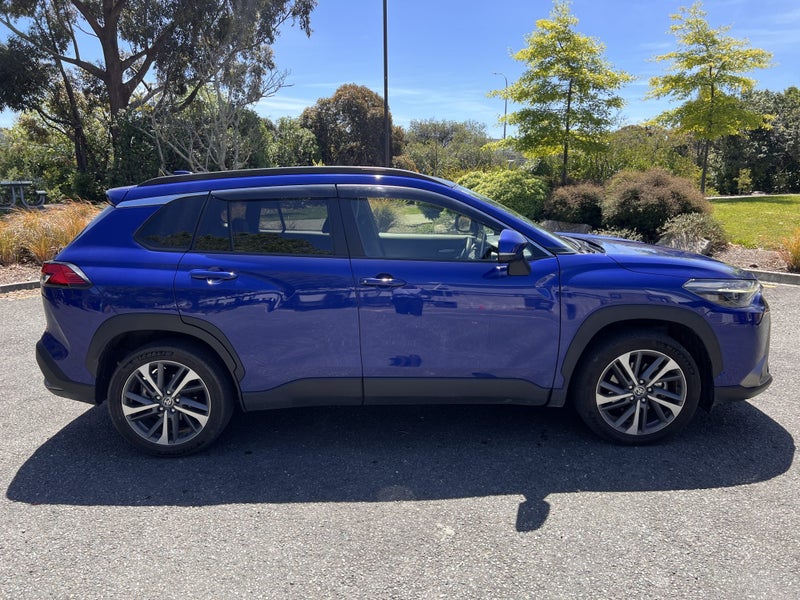 2022 Toyota Corolla Cross 1.8 Hybrid Z 4WD image 4
