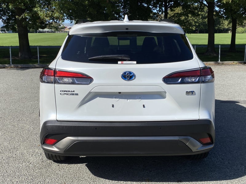 2022 Toyota Corolla Cross 1.8 Hybrid Z 4WD SUV image 4