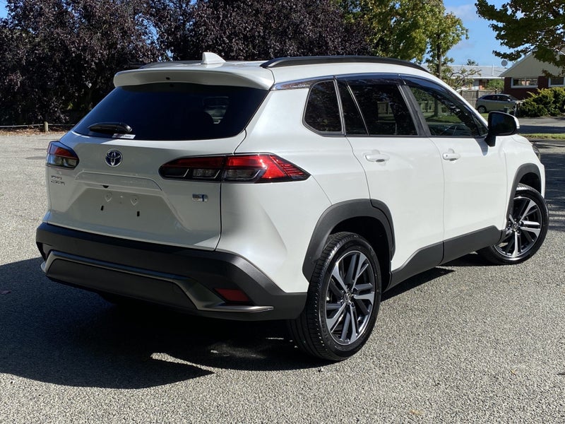 2022 Toyota Corolla Cross 1.8 Hybrid Z 4WD SUV image 5
