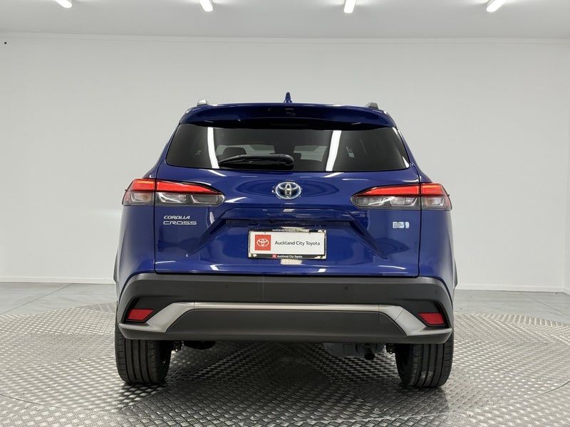 2022 Toyota Corolla Cross 1.8 Hybrid Z image 4